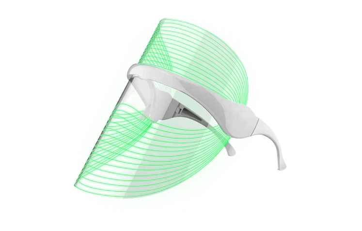 Zelené svetlo preniká k bazálnej vrstve, vyrovnáva farebný tón pleti, pomáha pri opuchoch.